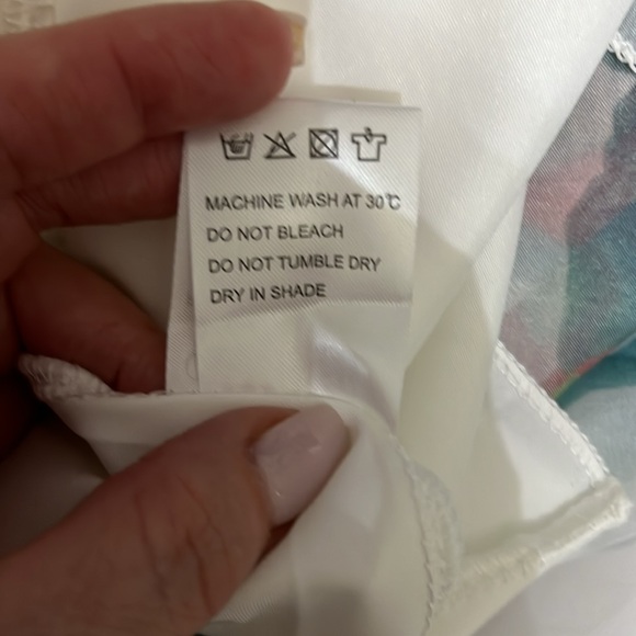 Chic Wish floral skirt - white with blue and coral - Picture 4 of 4